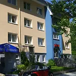 Am Tierpark Otel 3*
