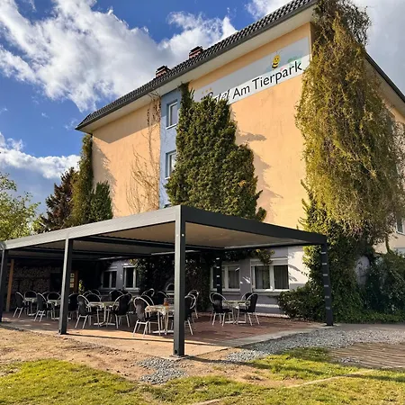 Am Tierpark Otel Güstrow