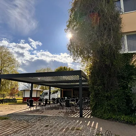 Szálloda Am Tierpark Güstrow