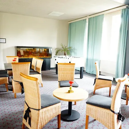 Am Tierpark Güstrow