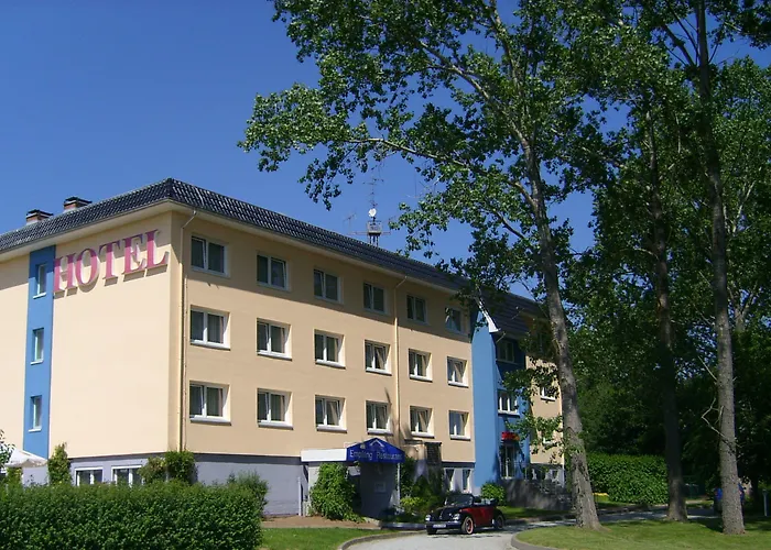 Am Tierpark Szálloda Güstrow
